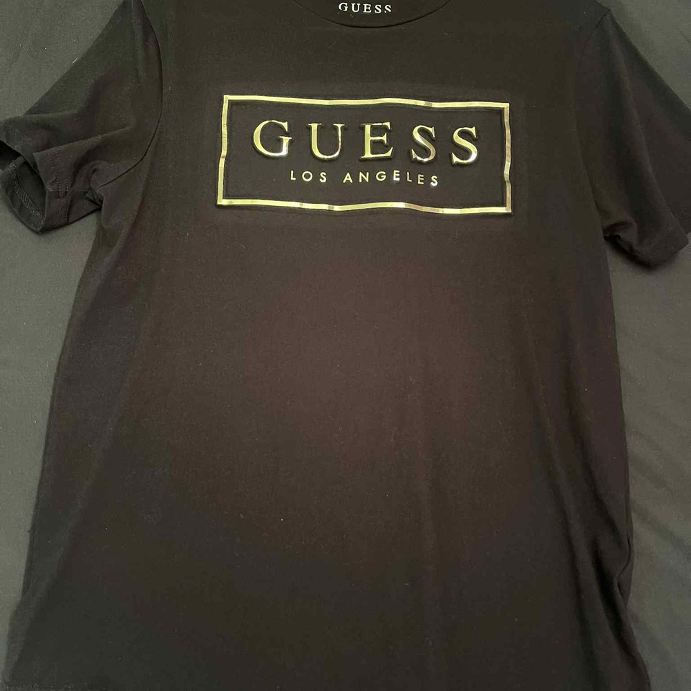 GUESS Black and Gold Logo T-Shirt